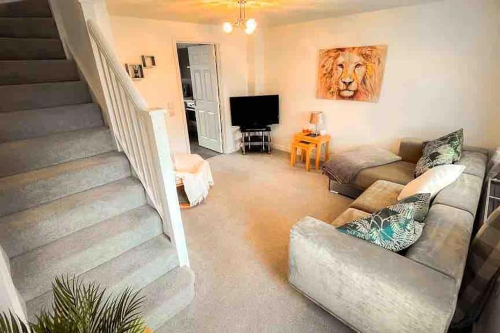 شقة Loch Leven Getaway - 2 Bed House كينروس المظهر الخارجي الصورة