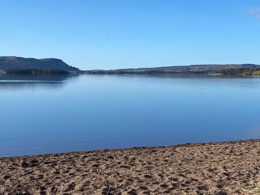 شقة Loch Leven Getaway - 2 Bed House كينروس المظهر الخارجي الصورة